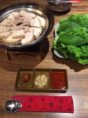 韓茶カフェ 流れる千年