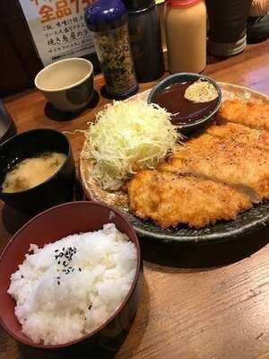 炭焼・焼鳥 どん呑 谷町店