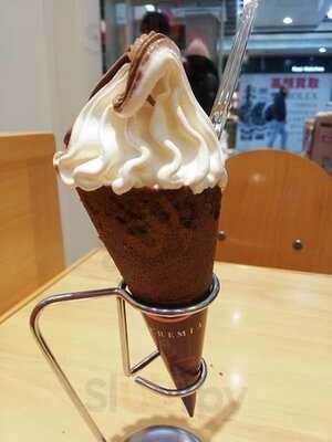 スウェーデン ホワイティ店