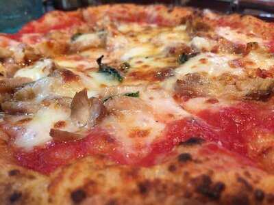 ピッツェリア エ トラットリア フォルティッシモ