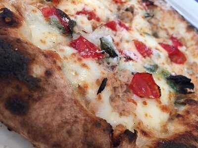 ピッツェリア エ トラットリア フォルティッシモ