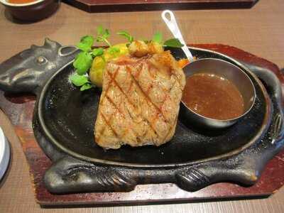 フォルクス 北山通店