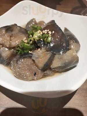 梅田東通り 肉寿司