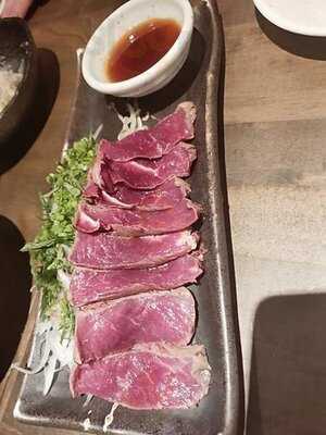 梅田東通り 肉寿司