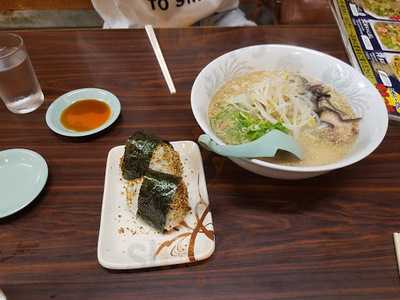 九州ラーメン 博多っ娘