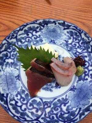 うしのほね 本店