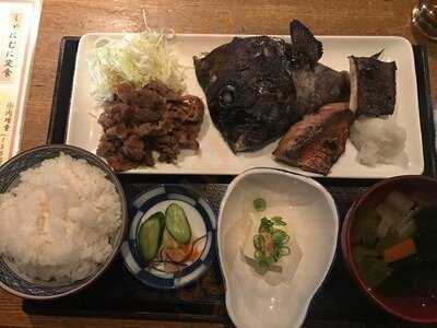 しゃにむに 心斎橋本店