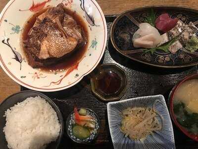 しゃにむに 心斎橋本店