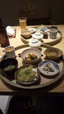 小料理たるたる