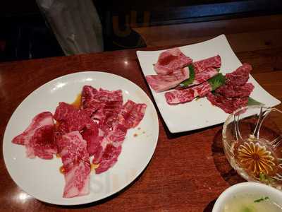 焼肉 まるよし 難波店