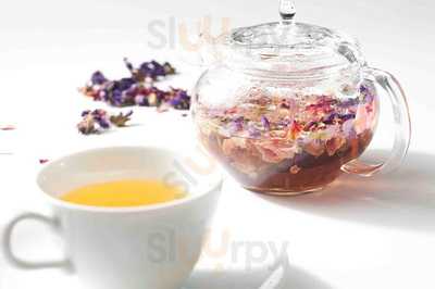 トゥ・ザ・ハーブズ なんばパークス店