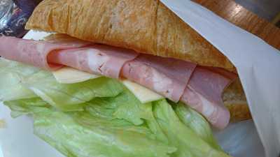 カフェ ド クリエ 大阪医療センター