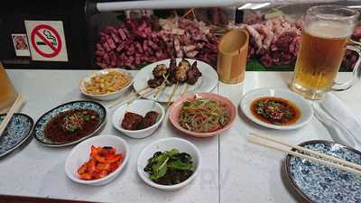 串ホルモン 串源