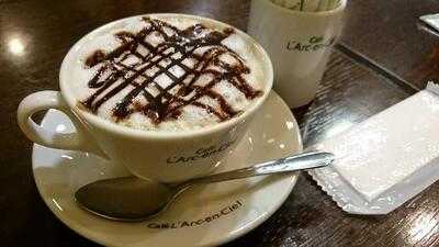 Cafe L'arc-en-ciel