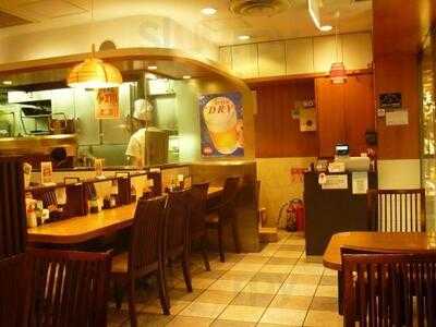 洋食屋とんはる 梅田店