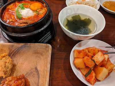 韓国料理 Bibim 心斎橋opa店