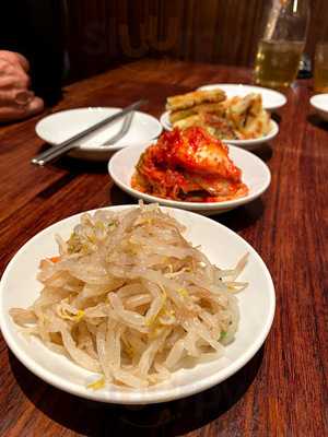 韓国料理 Bibim 心斎橋opa店