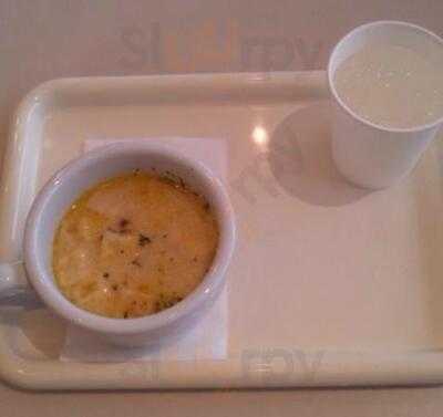 Bakery&chapel Cafe セーヌの畔