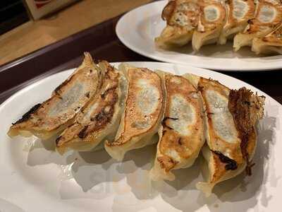 魏飯吉堂 京都タワーサンド店