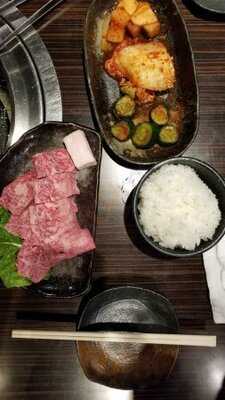 萬拾屋  西中島店