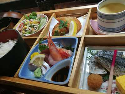 割烹居酒屋 華綺久