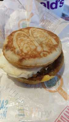 マクドナルド 御堂筋周防町店