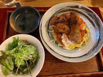 ローストチキンダイニング 吉田チキン