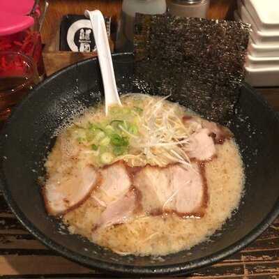 大牟田とんこつ屋 龍鳳 大蛇山支店