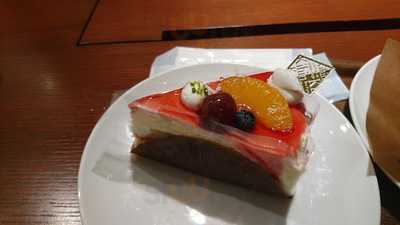 上島珈琲店 なんばマルイ店