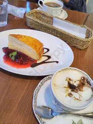 カフェサロン コンフォート 阪神梅田本店