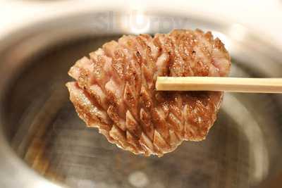 板前焼肉 一光 難波千日前店