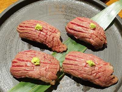 南山ギューテロワール