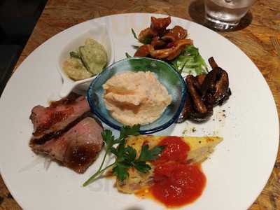 徳田酒店 西梅田店