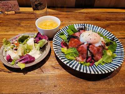 黒毛和牛バル 529 ミートボックス 紙屋町店