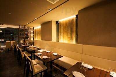 ロジック 本町店