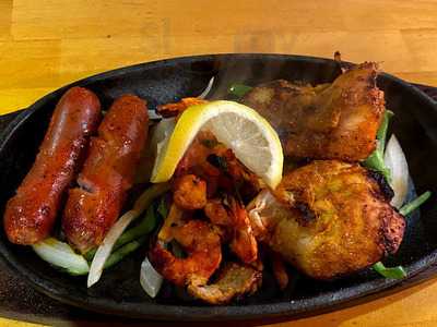 ゴルカ バザール