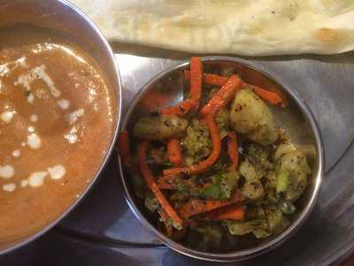 ゴルカ バザール