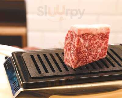 A4黒毛和牛熟成肉焼肉 Yakiniku 221