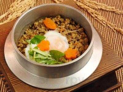 芦屋銀しゃりや 阪急三番街店