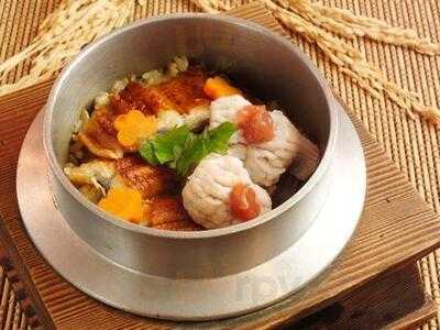 芦屋銀しゃりや 阪急三番街店