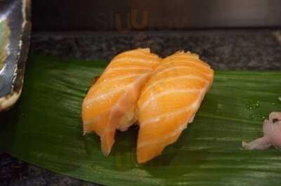 丸まん寿司 曽根崎店