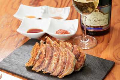 Champagne & Gyoza Bar スタンドシャン食-osaka北新地- Tokyo Awa Gyoza