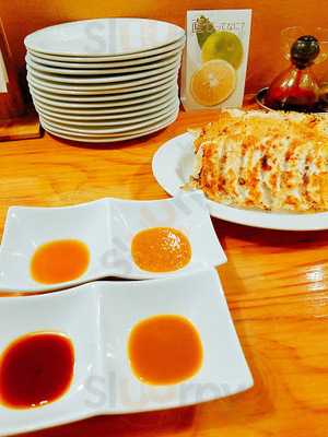 Champagne & Gyoza Bar スタンドシャン食-osaka北新地- Tokyo Awa Gyoza