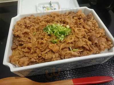 すてーき丼屋