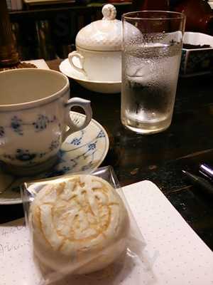 カフェドヨシユキ