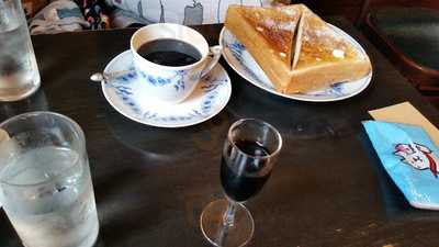 カフェドヨシユキ