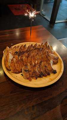 餃子家 龍 うらぶくろ店