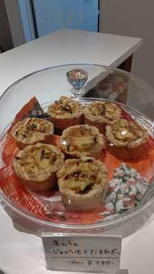 Photo 3