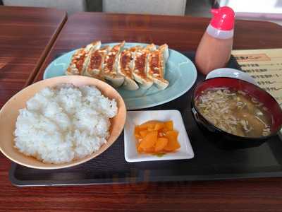 カレーショップにこまる　白根店