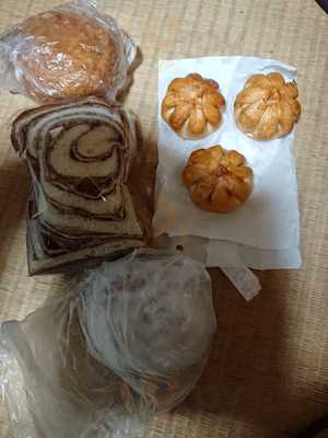 ベーカリーファームこむぎ